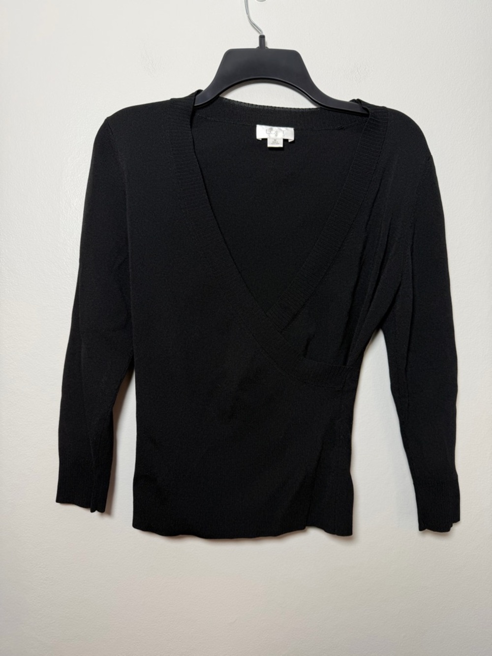 Ann Taylor LOFT Black Wrap Style V-Neck Sweater Top Size Medium